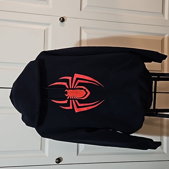 Marvel Spiderman Medium Men's Hoodie - Picture 2 of 9